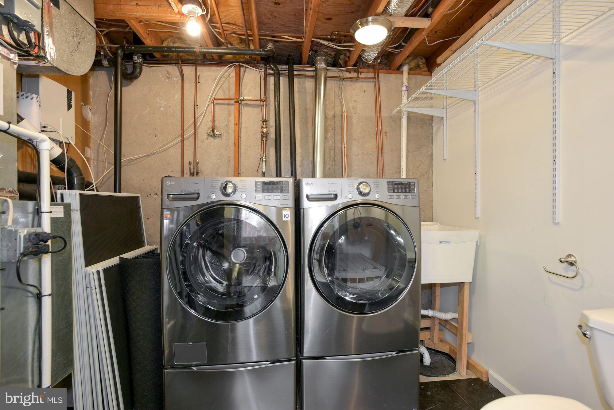 10712 Oldfield Drive Reston, VA 20191 - Photo 32 of 38 Laundry Room/Full Bathroom
