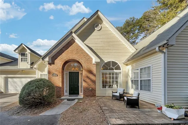 $344,000 | 1430 Settlers Walk Way, Unit 13, Marietta, GA 30060
