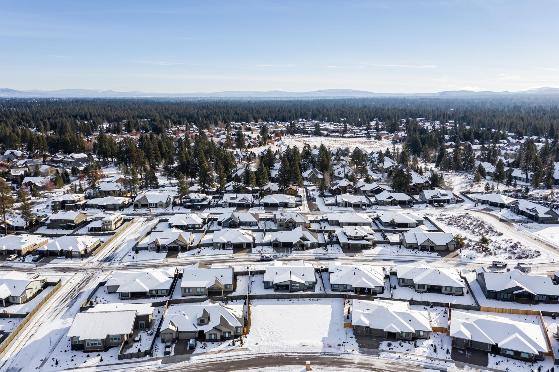 60872 River Rim Drive Bend, OR 97702 - Photo 8 of 16 DJI_0182