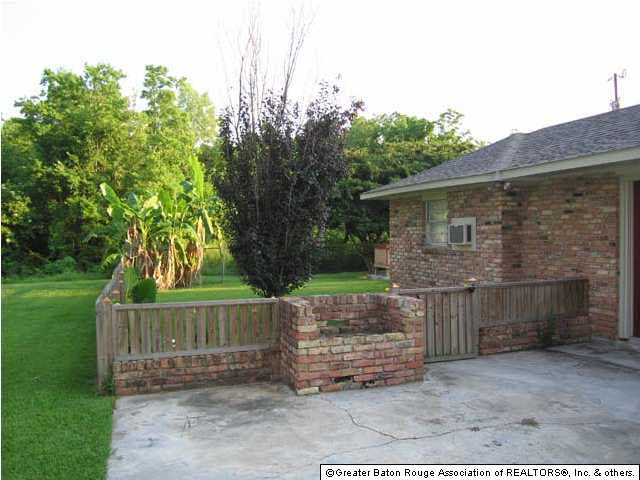 41467 Cemetary Road Gonzales, LA 70737 - Photo 9 of 10 Gallery Image 9