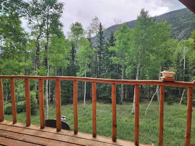 a outdoor view from the balcony