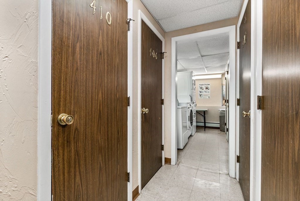 80 Walnut Street, Unit 410 Canton, MA 02021 - Photo 20 of 21 a view of a bathroom with a bathroom