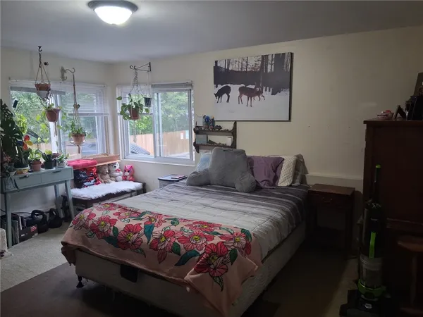 $1,675 | 111 North Broadway, Unit C206, East Providence, RI 02916