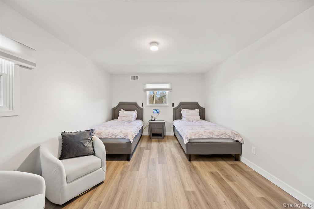 12 Sneden Court Spring Valley, NY 10977 - Photo 25 of 39