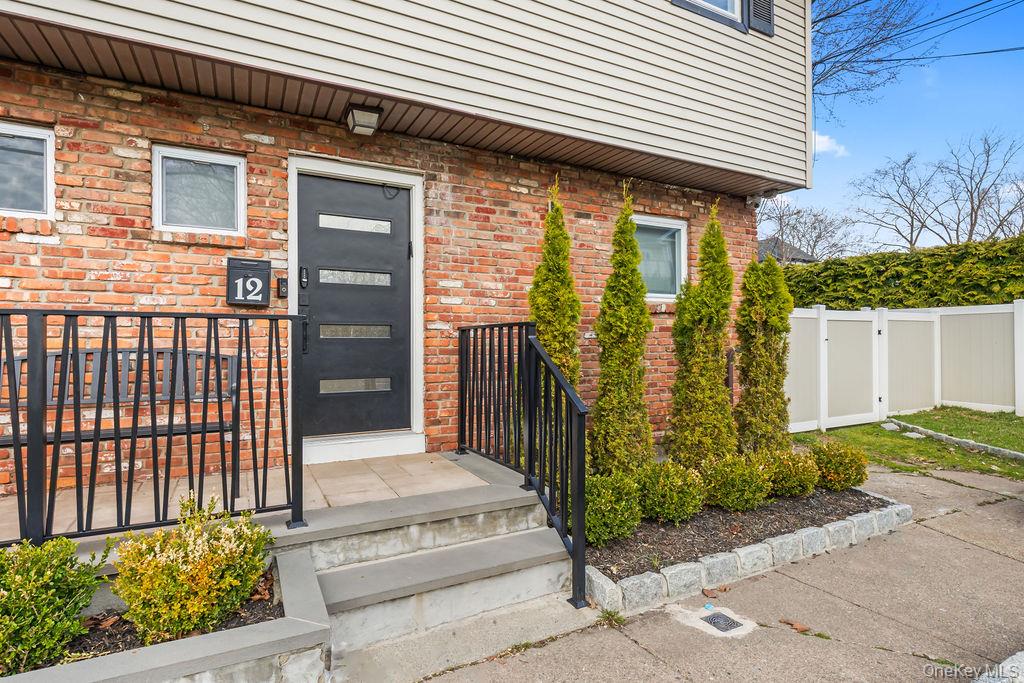 12 Sneden Court Spring Valley, NY 10977 - Photo 3 of 39