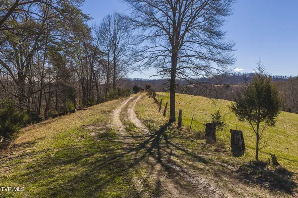 $449,000 | 50-acres 50-acres Sutton Hollow Road, Sneedville, TN 37869