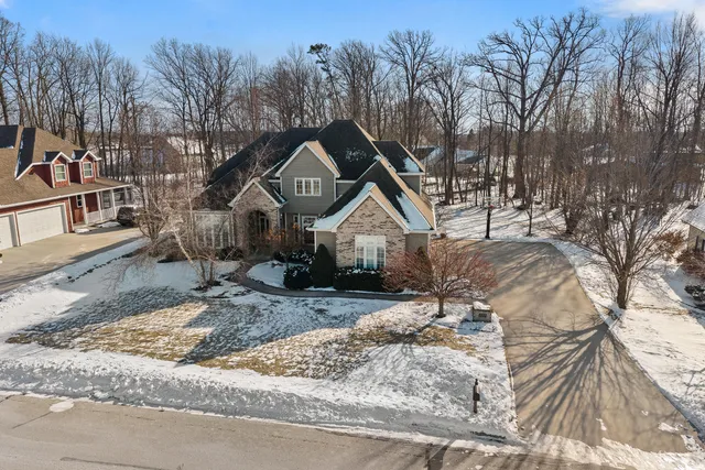 $720,000 | 517 Oriole Lane, Howards Grove, WI 53083