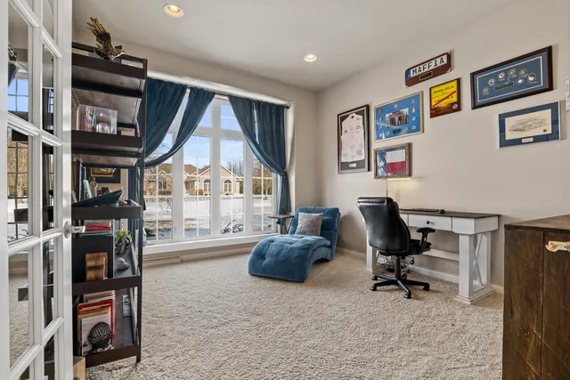 $720,000 | 517 Oriole Lane, Howards Grove, WI 53083