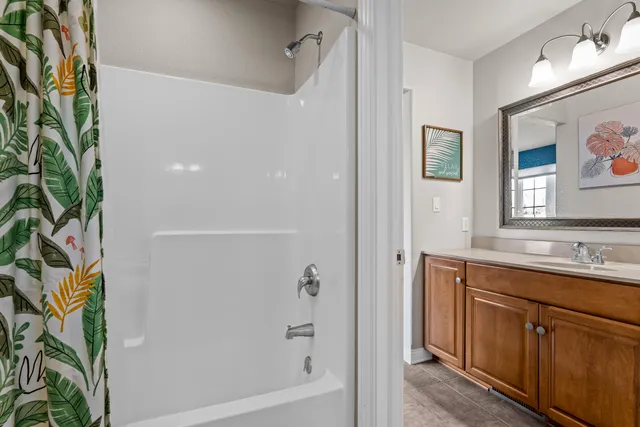 $720,000 | 517 Oriole Lane, Howards Grove, WI 53083