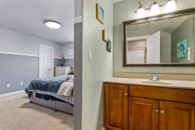 $720,000 | 517 Oriole Lane, Howards Grove, WI 53083