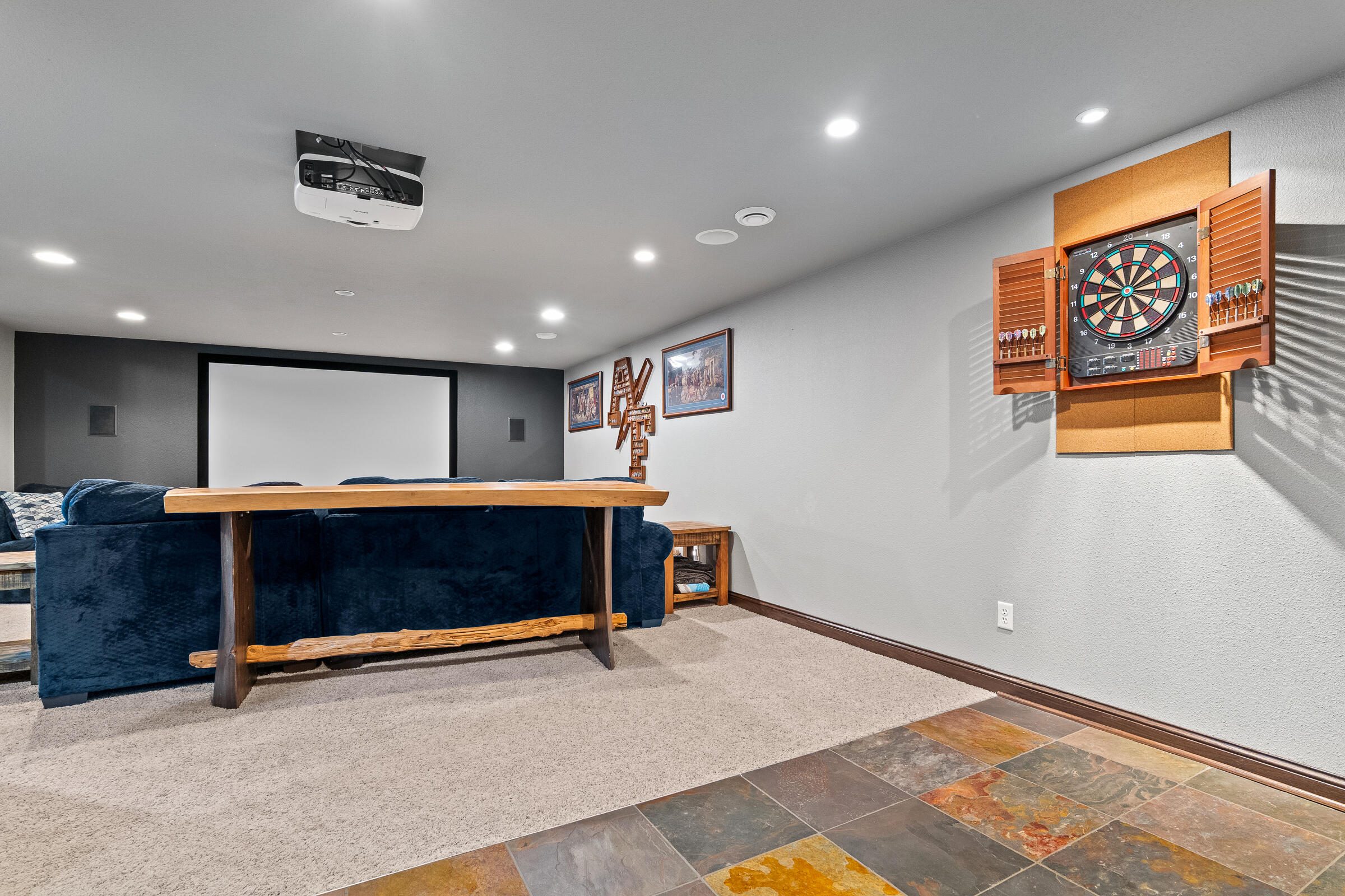 517 Oriole Lane Howards Grove, WI 53083 - Photo 39 of 68 Large Family Room