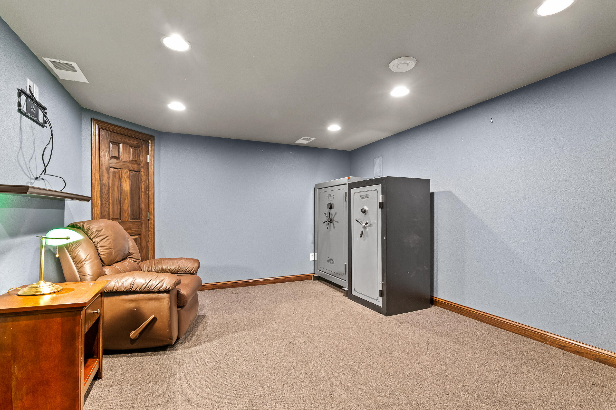 517 Oriole Lane Howards Grove, WI 53083 - Photo 45 of 68 Den or Workout Room