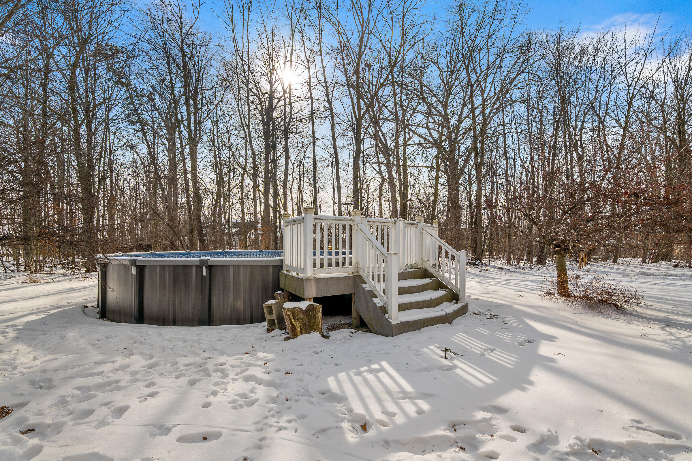 517 Oriole Lane Howards Grove, WI 53083 - Photo 55 of 68 Above Ground Pool