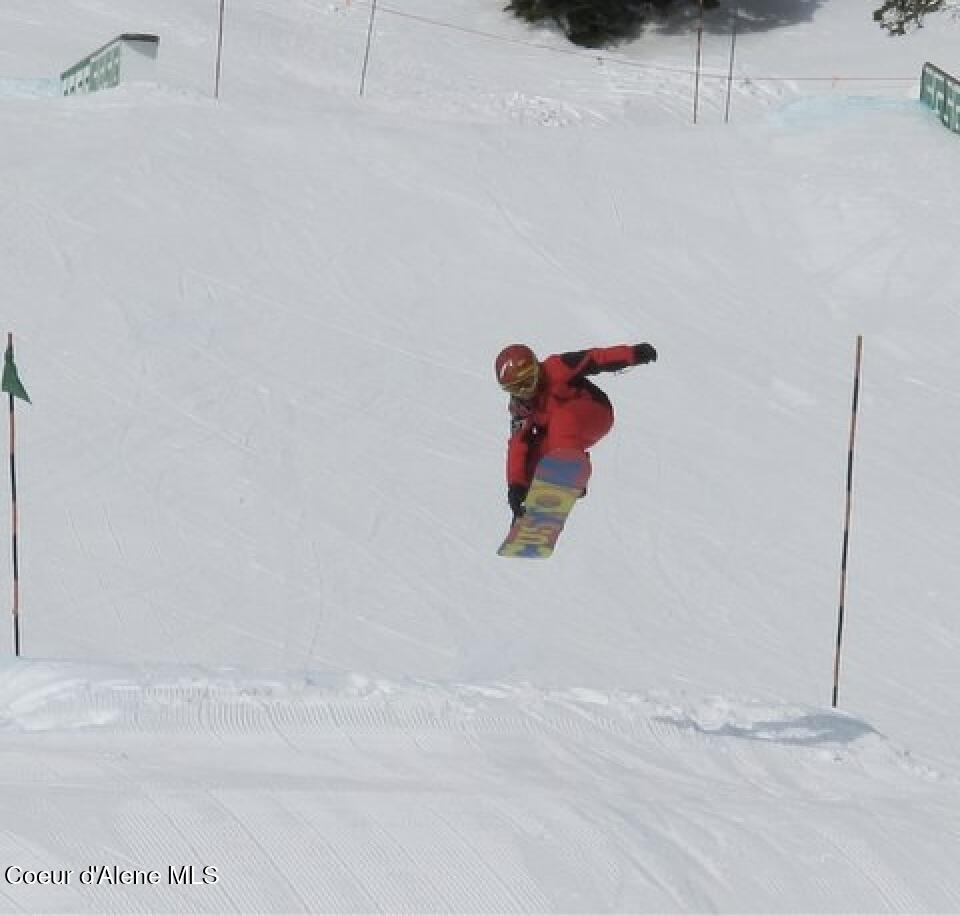 375 Blizzard Drive Sandpoint, ID 83864 - Photo 15 of 20 Screenshot 2025-02-12 at 10.01.03 AM