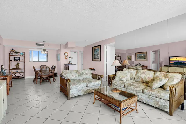 $7,500 | 100 Ocean Trail Way, Unit 703, Jupiter, FL 33477