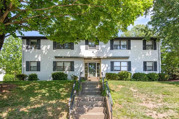 $209,000 | 615 Biltmore Avenue, Asheville, NC 28803