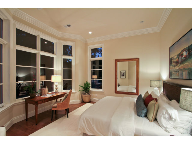 19 Prado Secoya Street Atherton, CA 94027 - Photo 9 of 24