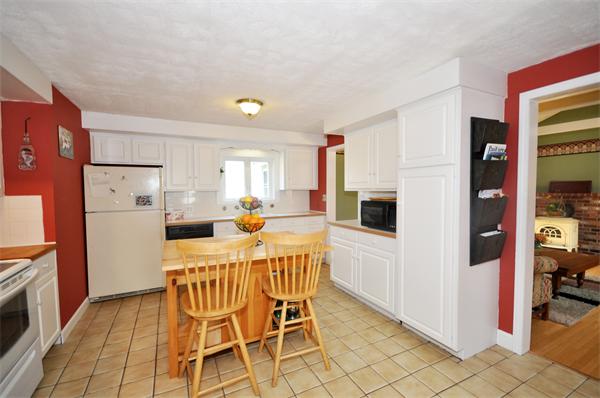 219 Reedy Meadow Road Groton, MA 01450 - Photo 8 of 25 Gallery Image 8
