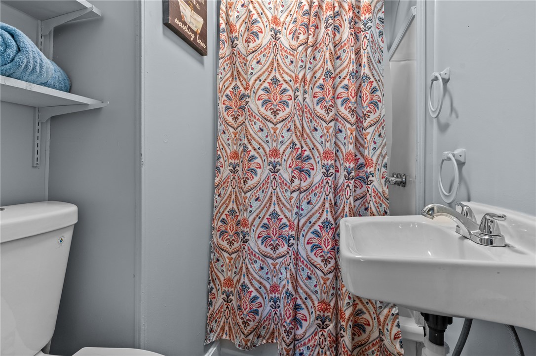 12 Whitman Street Pawtucket, RI 02860 - Photo 16 of 22