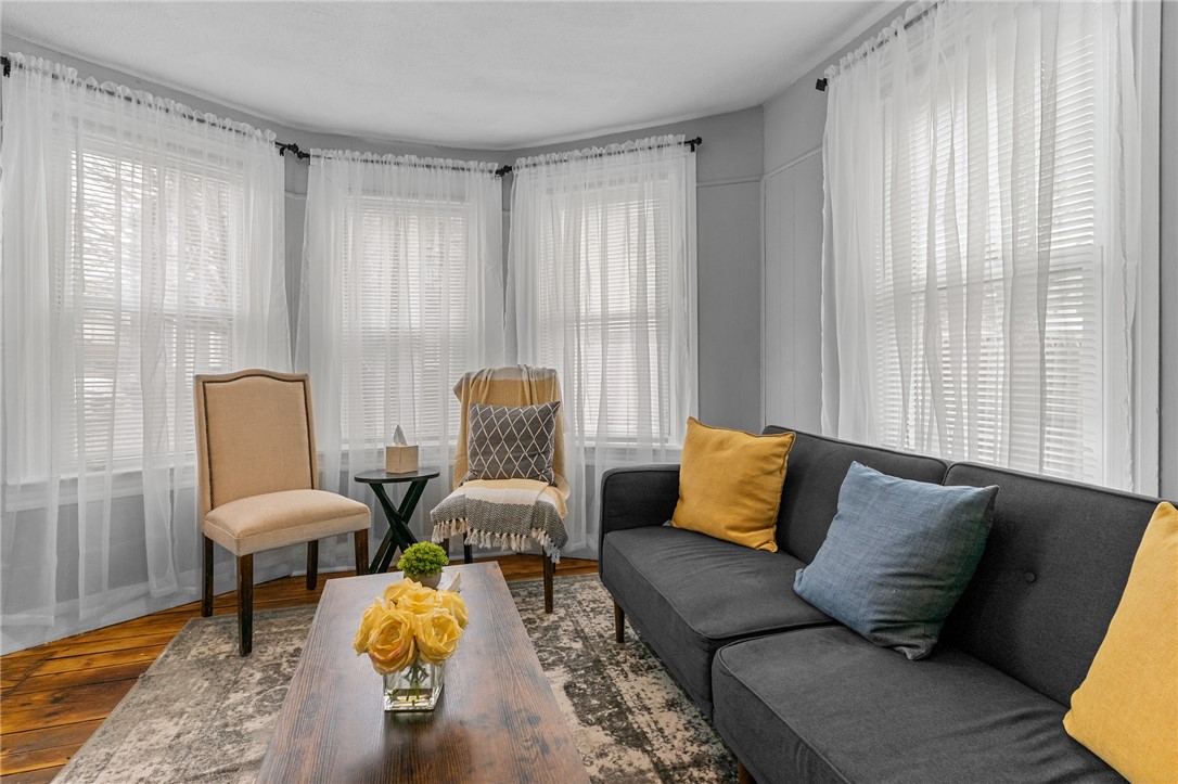 12 Whitman Street Pawtucket, RI 02860 - Photo 4 of 22