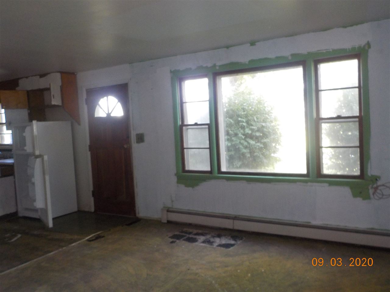 2945 Oak Ridge Road Mount Crawford, VA 22841 - Photo 4 of 19 an empty room with a window