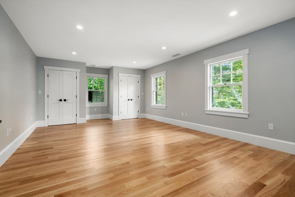 122 Clinton Road Brookline, MA 02445 - Photo 21 of 30