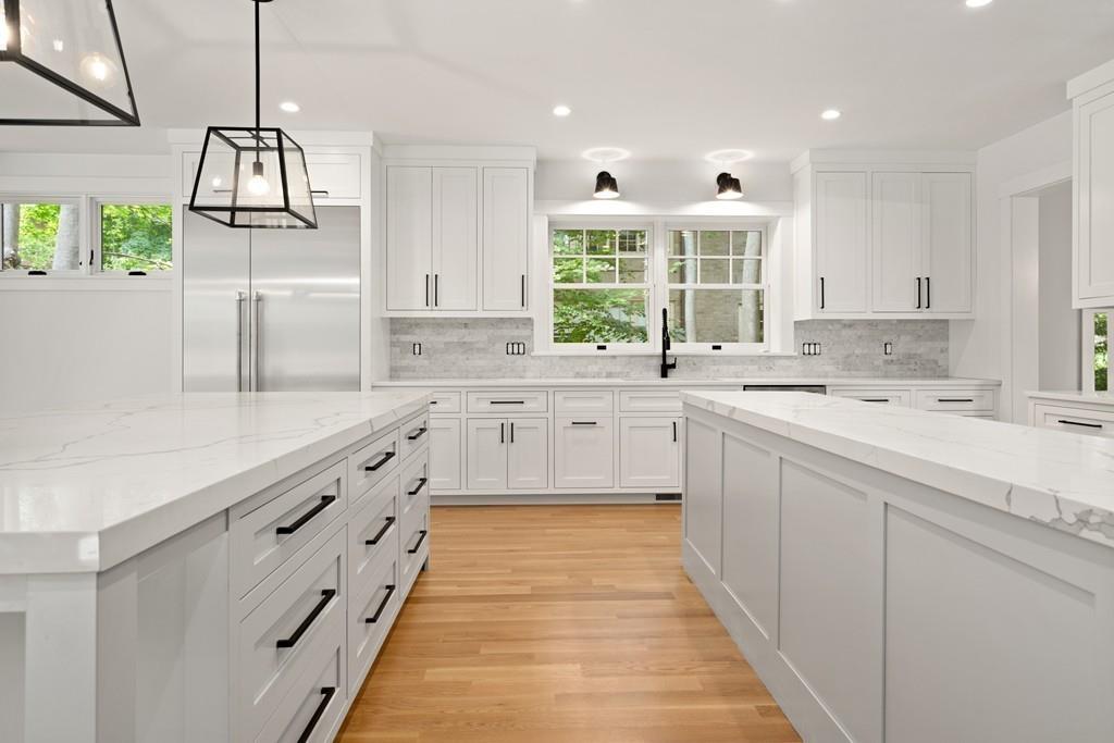122 Clinton Road Brookline, MA 02445 - Photo 4 of 30