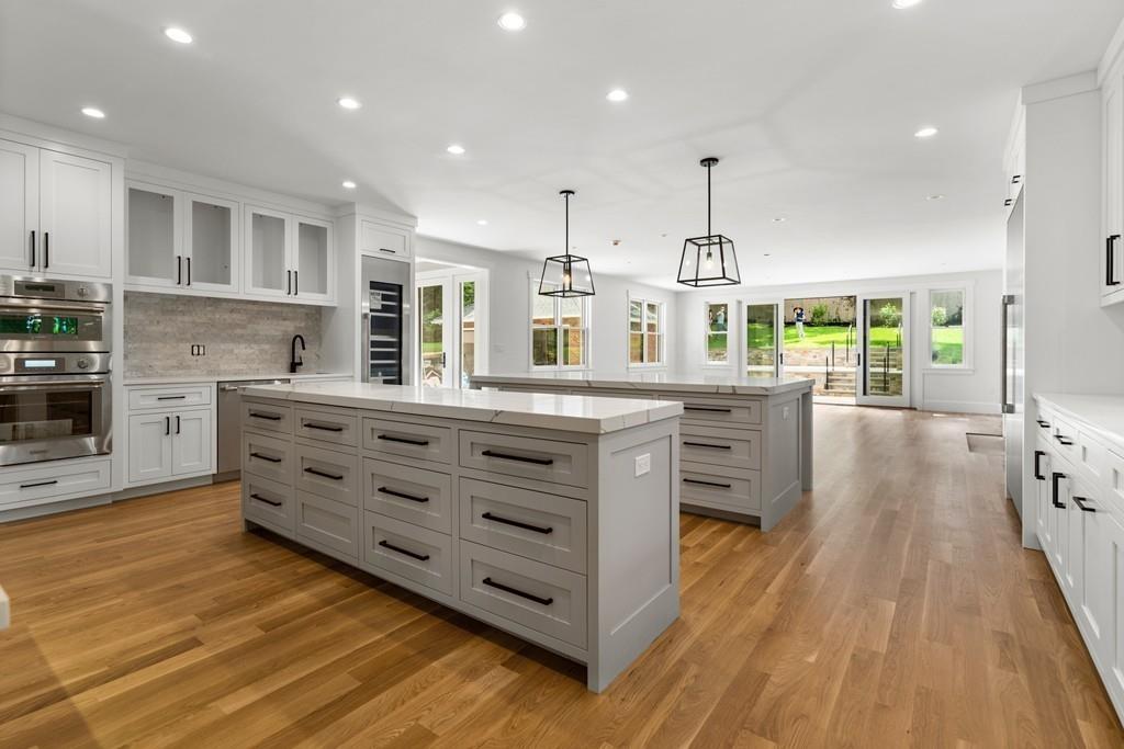122 Clinton Road Brookline, MA 02445 - Photo 8 of 30