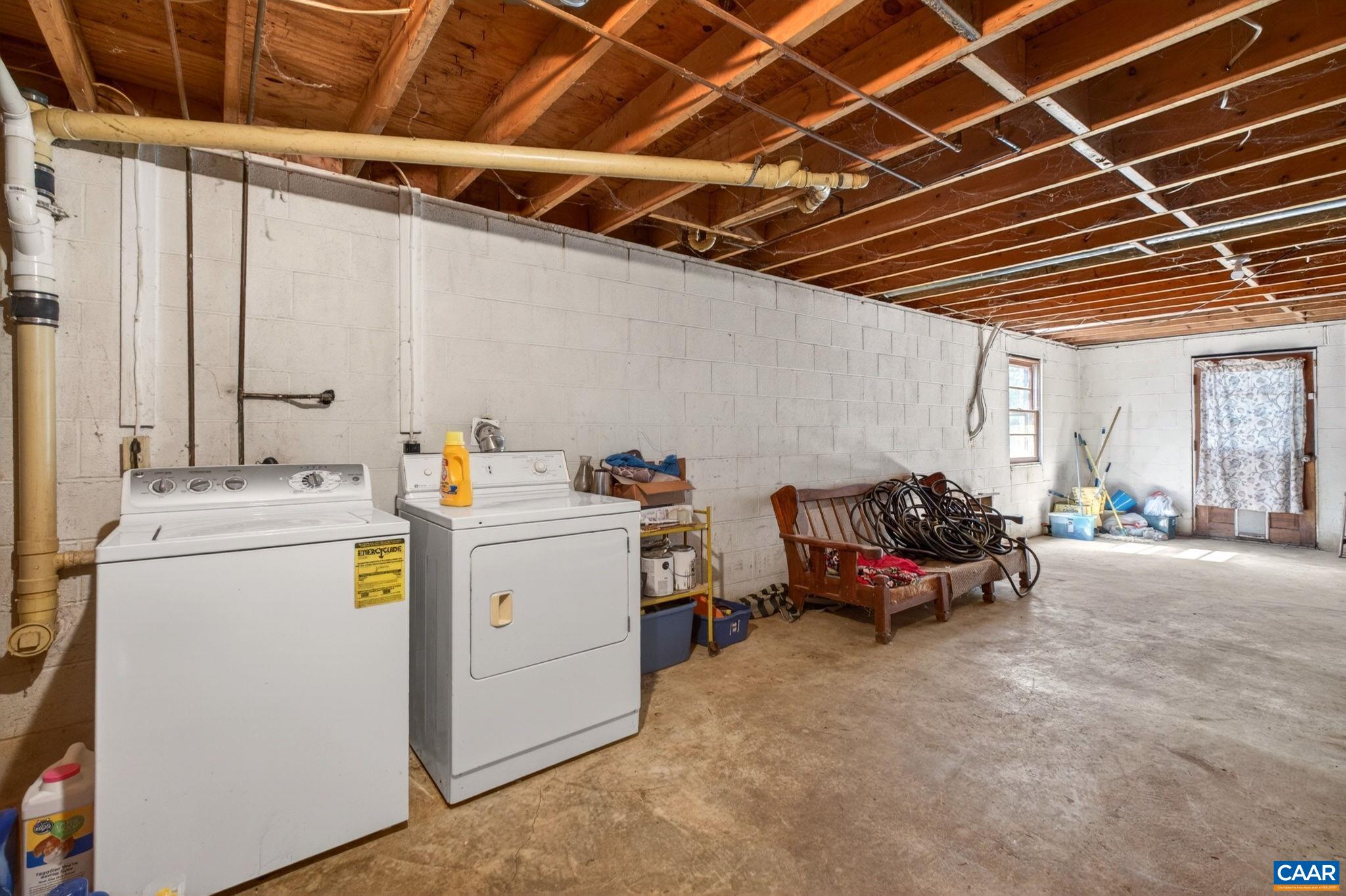 374 Locust Lane Ruckersville, VA 22968 - Photo 13 of 28 Gallery Image 13