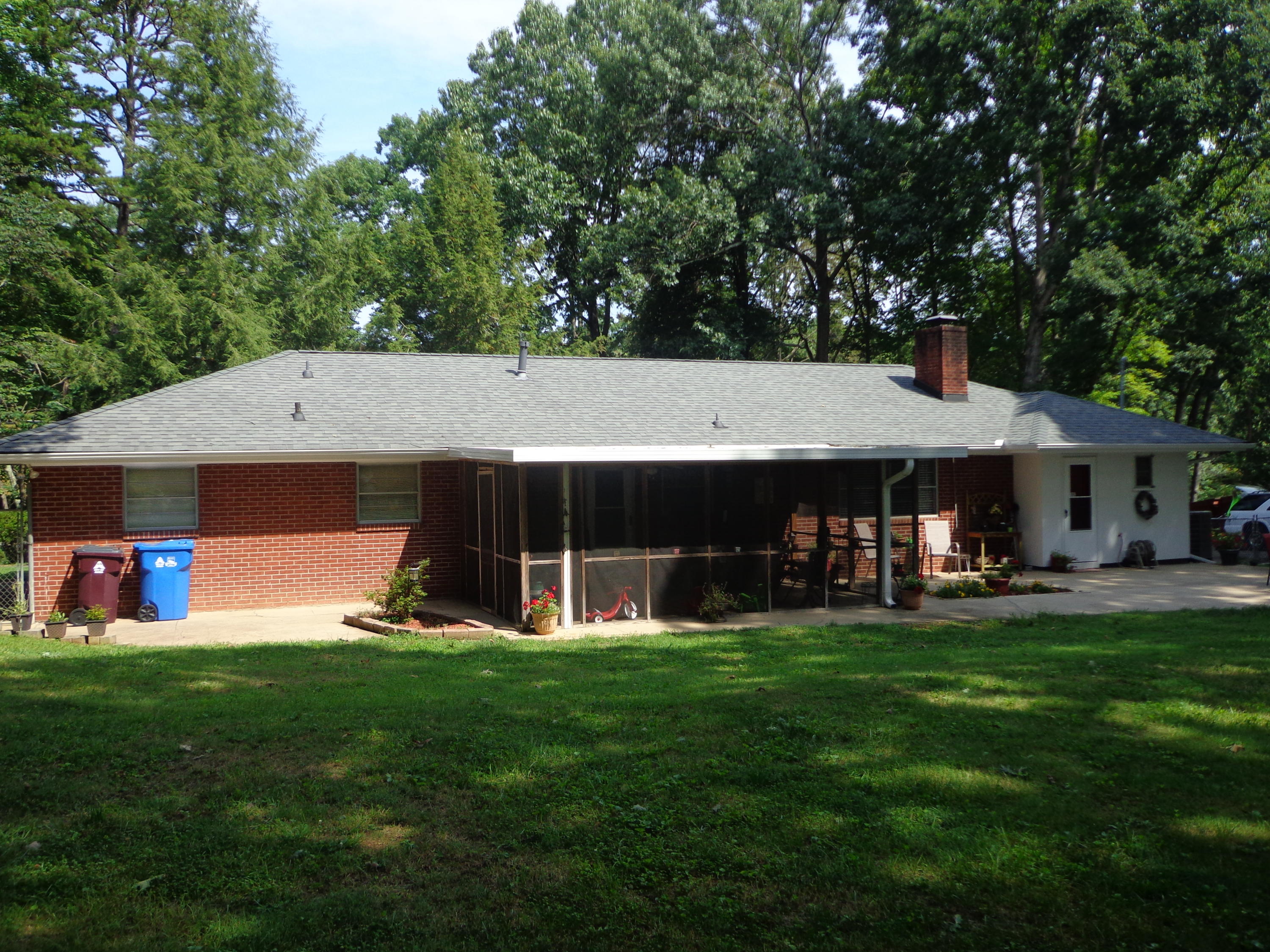 519 West Hunt Road Alcoa, TN 37701 - Photo 22 of 26 Rear View