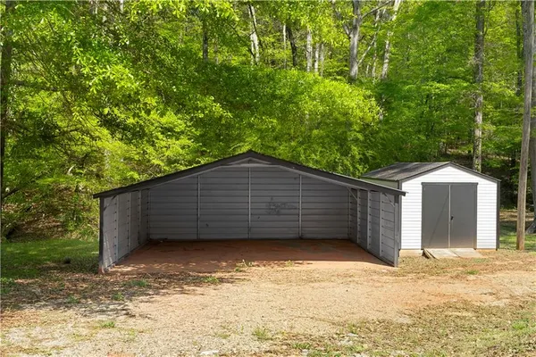 a view of a garage