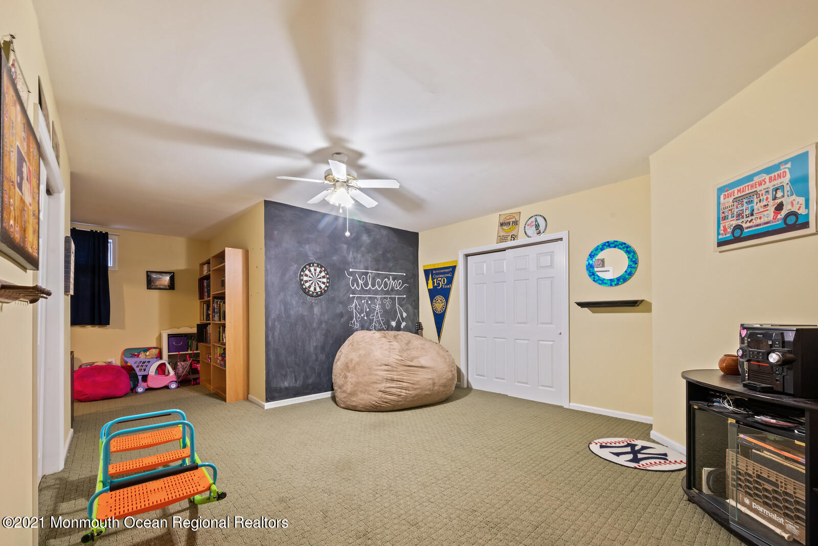 2102 Ridgeview Court, Unit 2102 Parlin, NJ 08859 - Photo 16 of 17 26_25Utility_Room_mls