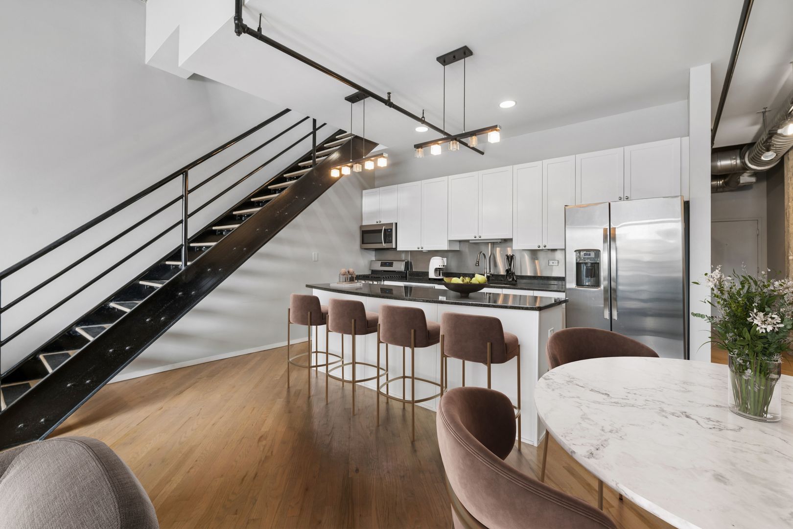 843 West Adams Street, Unit 711 Chicago, IL 60607 - Photo 9 of 17