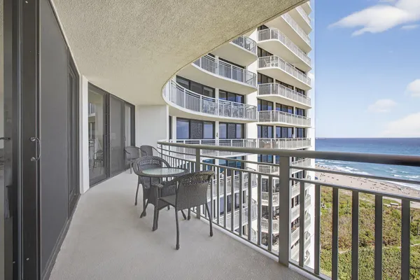 $8,000 | 3000 North Ocean Drive, Riviera Beach, FL 33404