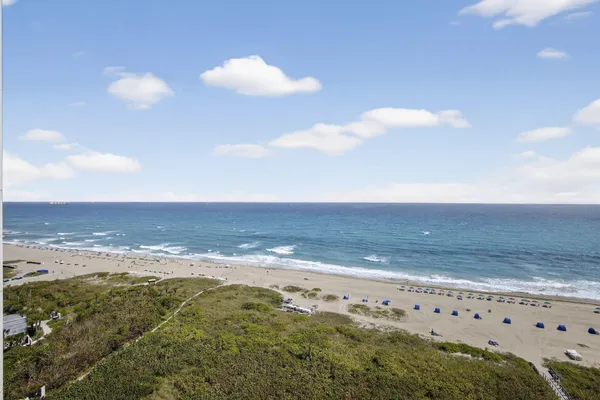$8,000 | 3000 North Ocean Drive, Riviera Beach, FL 33404
