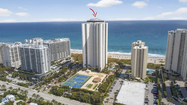 $8,000 | 3000 North Ocean Drive, Riviera Beach, FL 33404