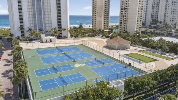 $8,000 | 3000 North Ocean Drive, Riviera Beach, FL 33404