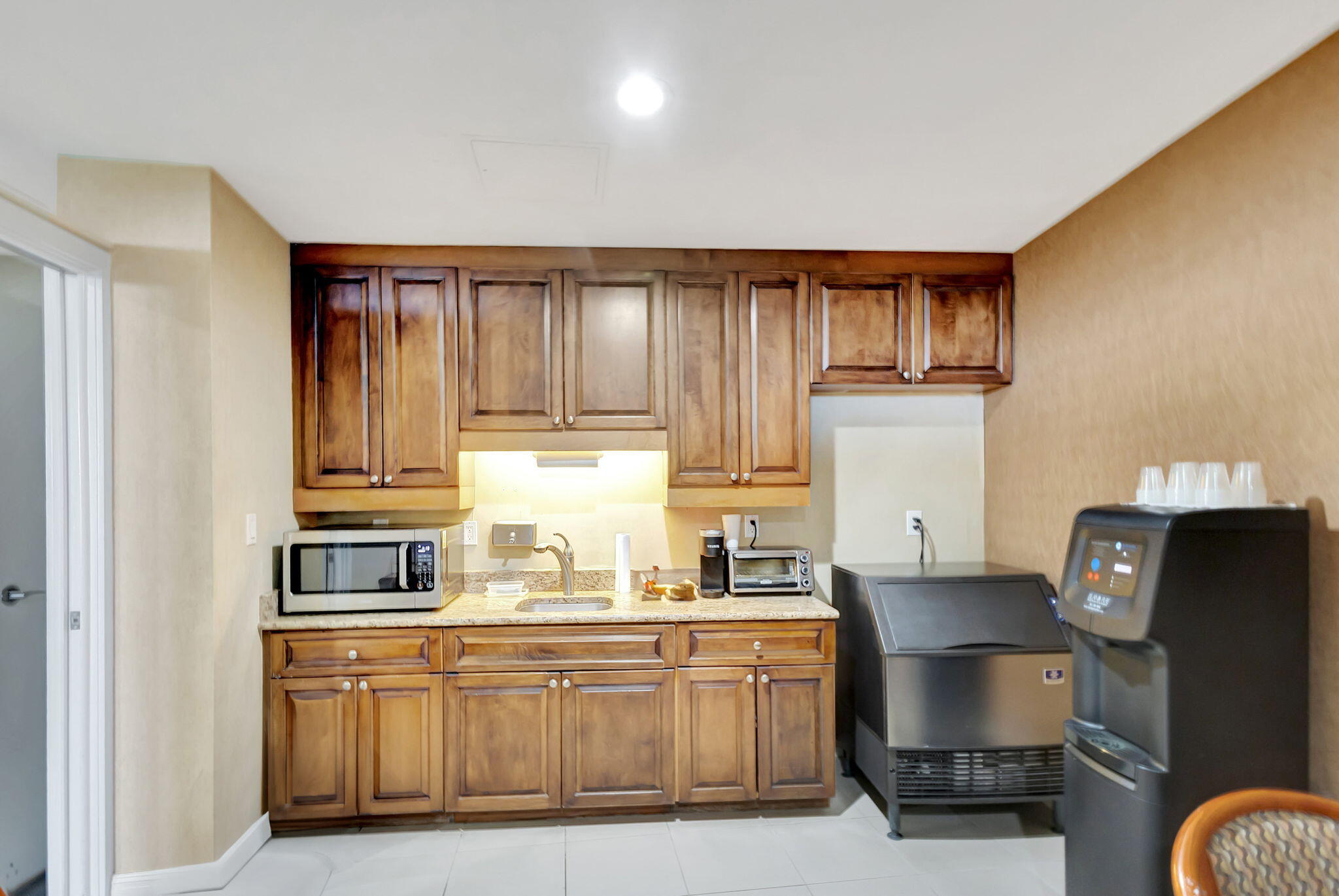 3000 North Ocean Drive Riviera Beach, FL 33404 - Photo 82 of 118 81-web-or-mls-59-print-53-print-5D1A0720