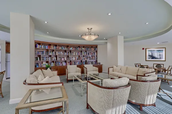 $8,000 | 3000 North Ocean Drive, Riviera Beach, FL 33404