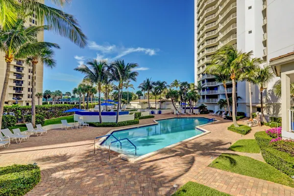 $8,000 | 3000 North Ocean Drive, Riviera Beach, FL 33404