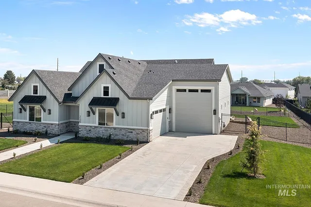 $999,995 | 7125 East Osprey Ests Drive, Nampa, ID 83686