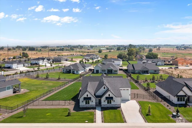 $1,048,500 | 7125 East Osprey Ests Drive, Nampa, ID 83686