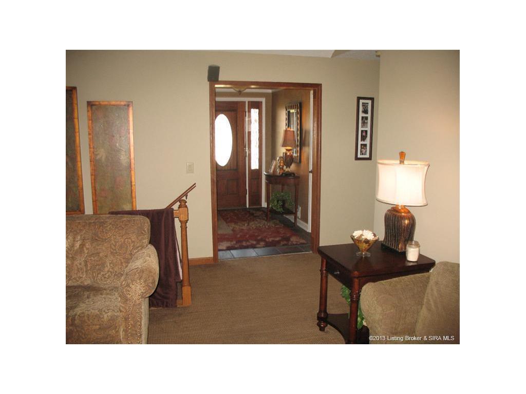 6102 Randa Lee Court Georgetown, IN 47122 - Photo 10 of 29