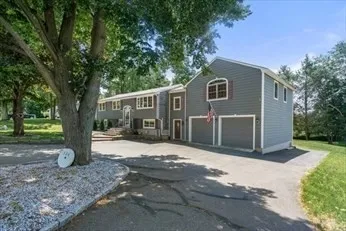 $3,850 | 324 South Elm Street, West Bridgewater, MA 02379