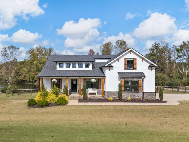 $474,900 | 358 Ben Johnson Road, Inman, SC 29349