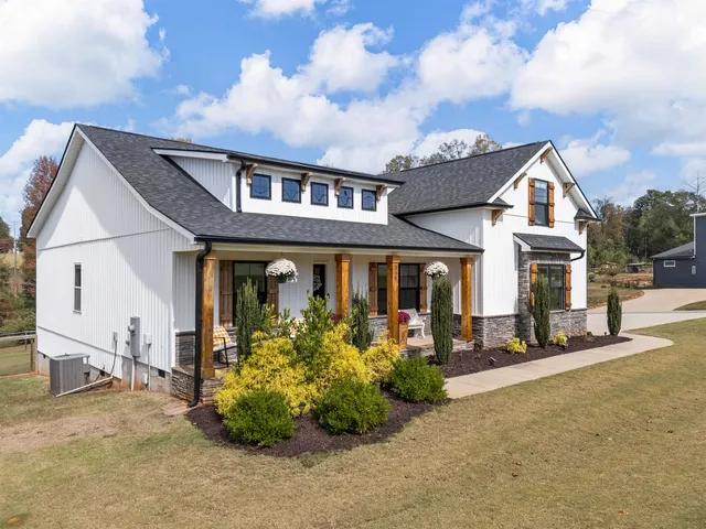 $474,900 | 358 Ben Johnson Road, Inman, SC 29349