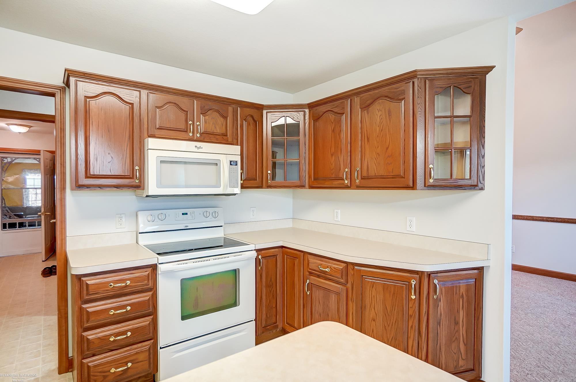 3371 Vivian Road Monroe, MI 48162 - Photo 16 of 57 50119208-15.JPG