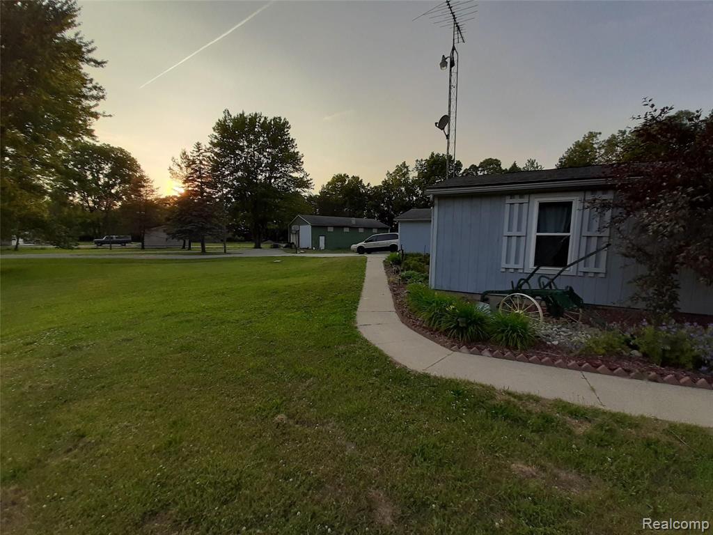 7920 Rattle Run Road Columbus, MI 48063 - Photo 7 of 12