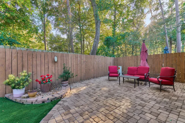 a view of outdoor space yard and patio