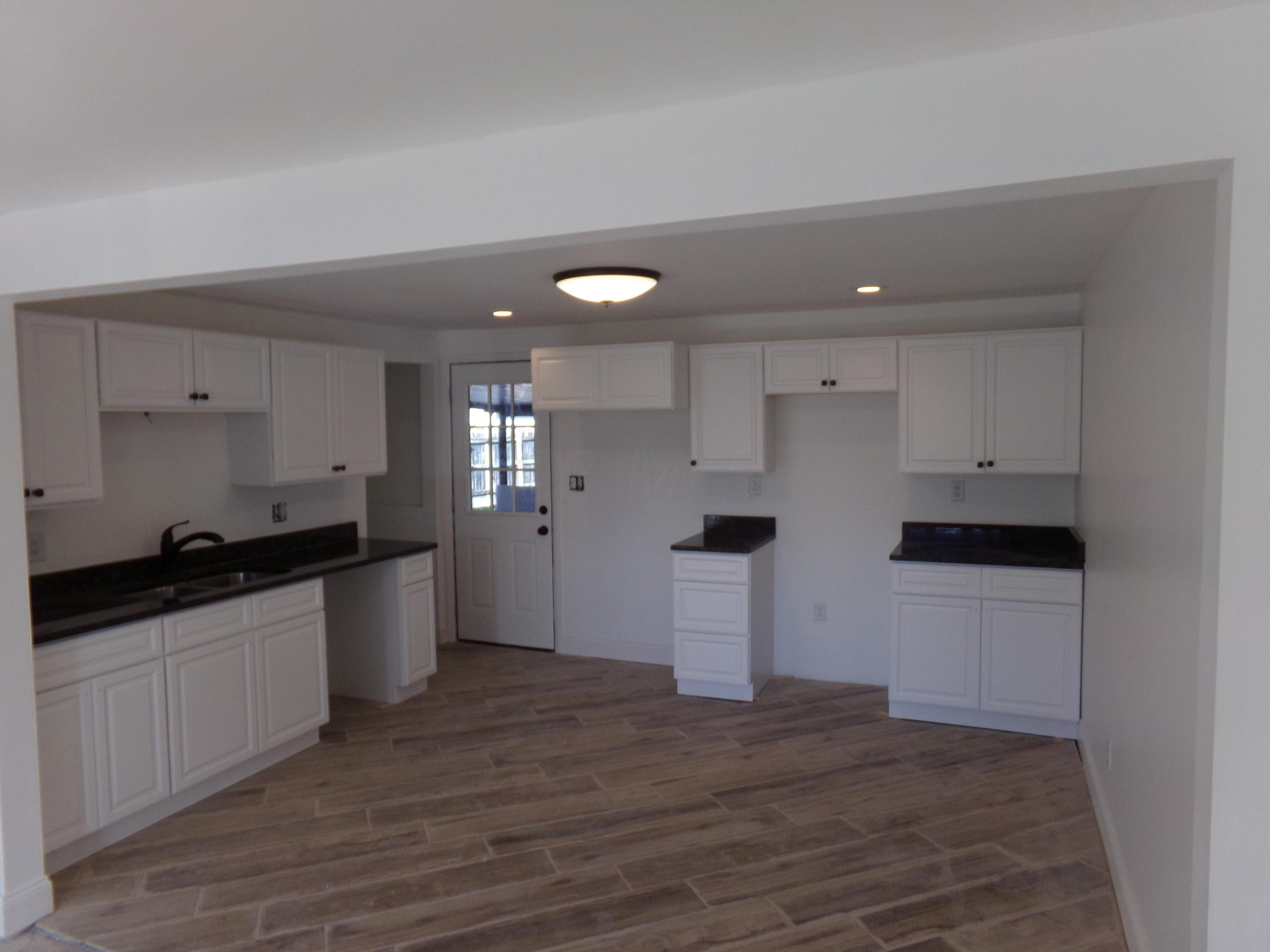 3424 Oakcrest Road Columbus, OH 43232 - Photo 20 of 25 Gallery Image 20